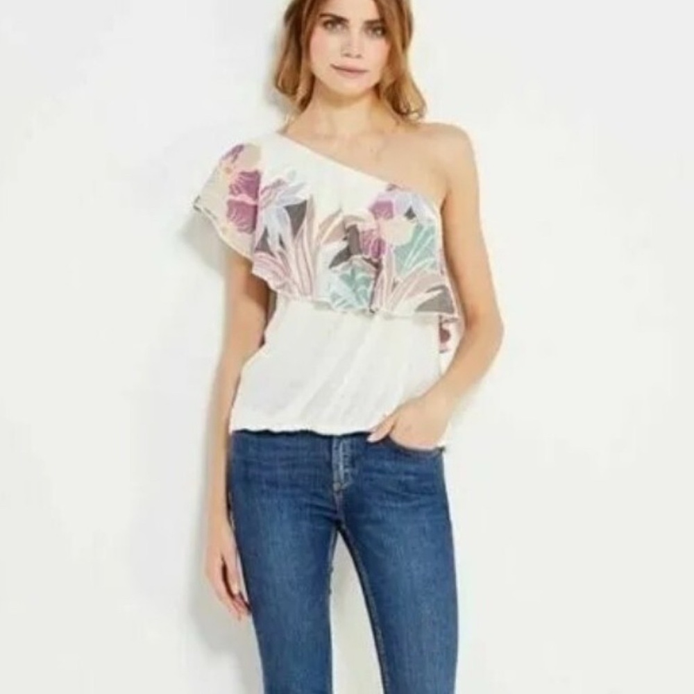 Free People White Asymmetrical Ruffled Blouse  (B4)